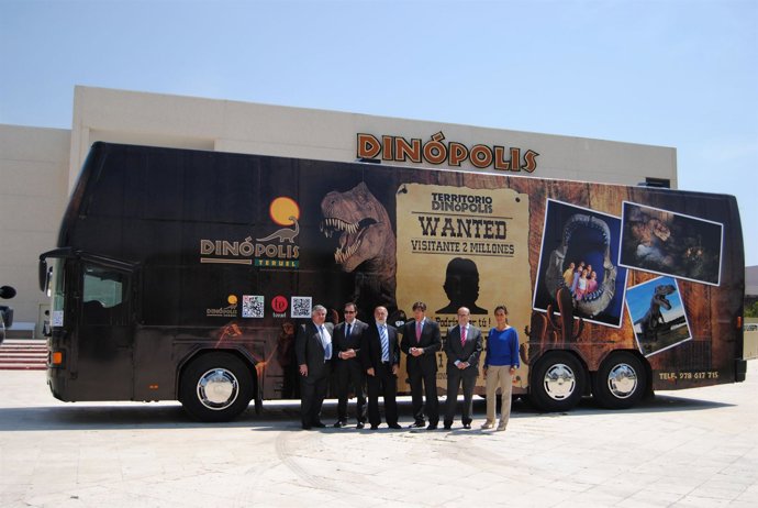 Autobús promocional de Dinópolis