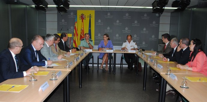 Presentación del plan de Turismo seguro a los cónsules