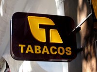 La cajetilla del tabaco subirá 15 céntimos de media  