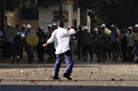 Los enfrentamientos entre leales y opositores a Mursi dejan un muerto en Egipto