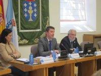 (AM.) C.La Xunta defiende la fusión y culpa al Gobierno del PSOE de "torpedear y hundir" el proyecto