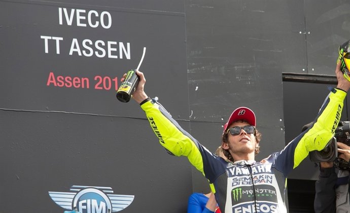 El piloto de motogp Valentino Rossi, ganador en Assen