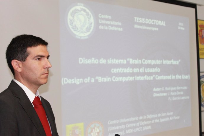 Germán Rodríguez durante la defensa de la tesis