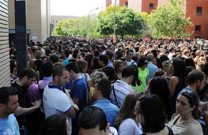 Primer examen de la OPE 2007 de enfermería