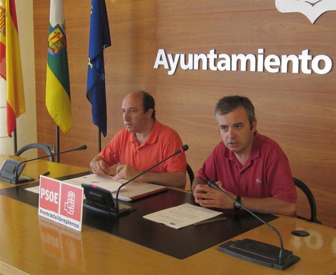 Vicente Urquía y José Luis Prado, en la rueda de prensa