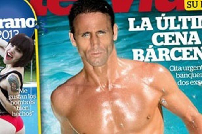 Escassi se desnuda en interviú