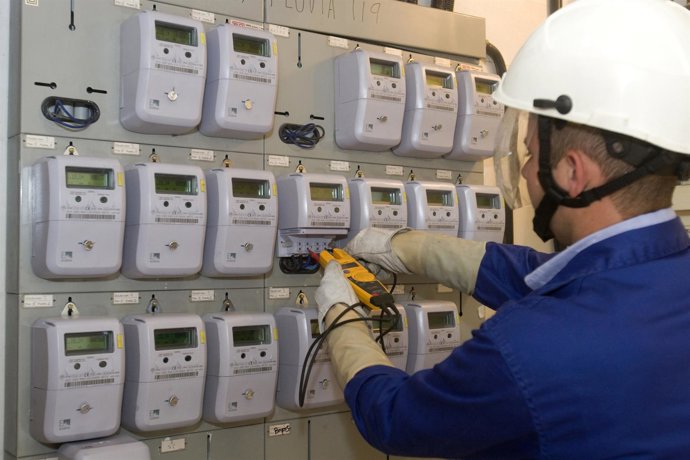 Endesa instala más de un millón de contadores inteligentes en hogares catalanes