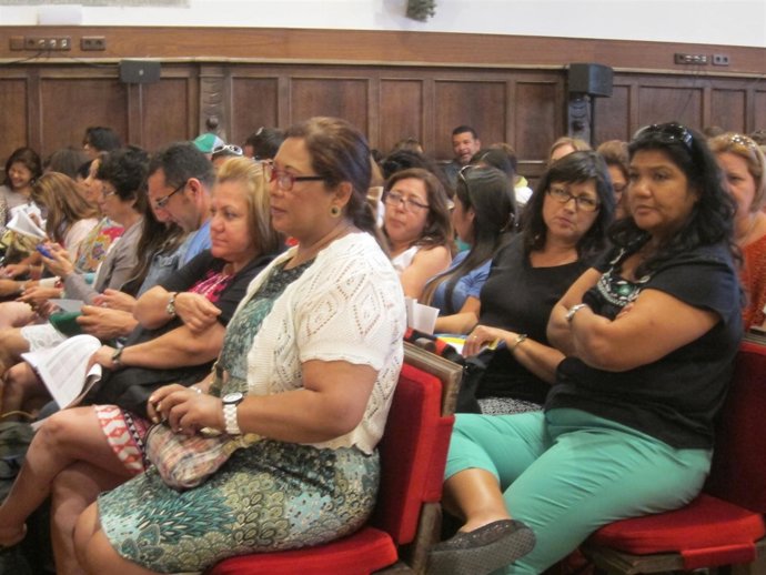 Alumnos y profesores de los cursos internacionales