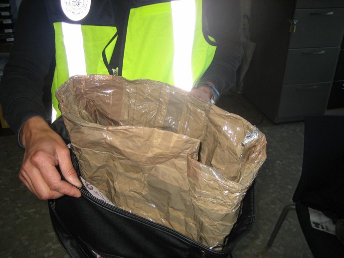 Bolso apantallado intervenido 