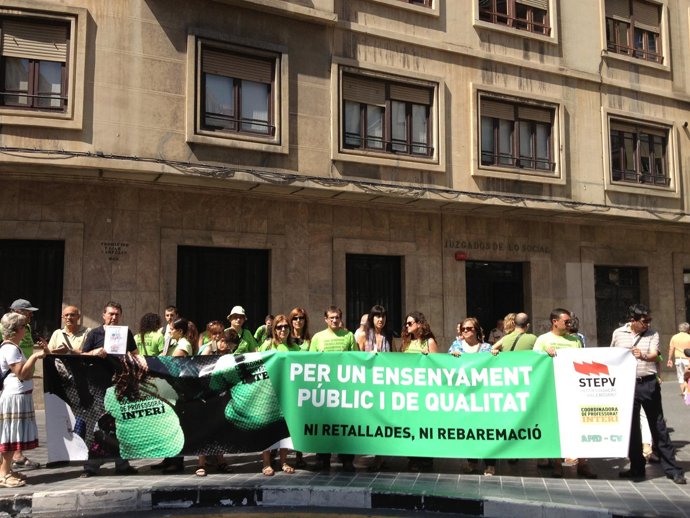 Protestas de profesores interinos en Valencia