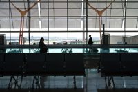 El aeropuerto de Madrid-Barajas genera más de 305.000 puestos de trabajo