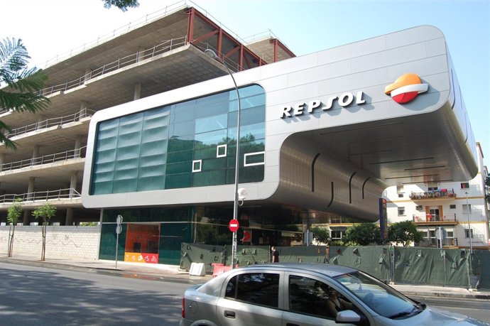 La gasolinera del edificio de la calle Ramón y Cajal.