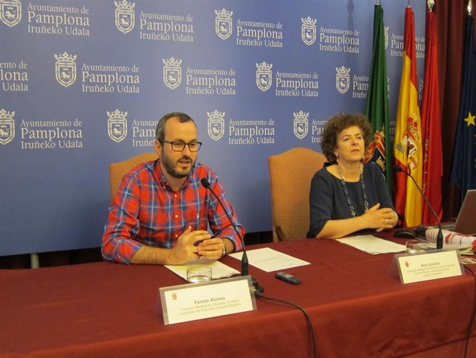Los concejales de Pamplona Fermín Alonso y Ana Lezcano.