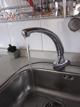 Grifo De Agua  En Un Hogar De Cáceres.