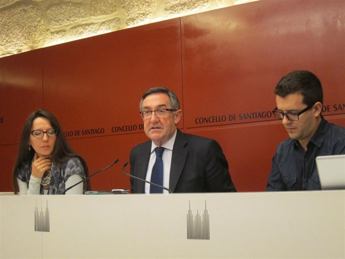 El alcalde de Santiago, Ángel Currás