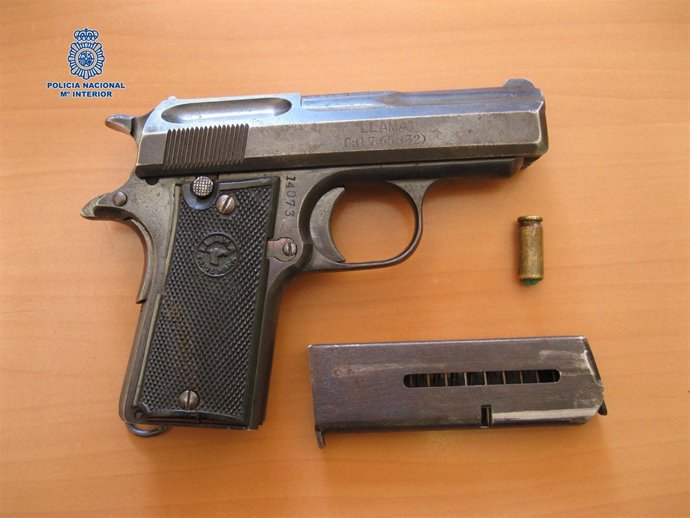 Arma intervenida en Badajoz