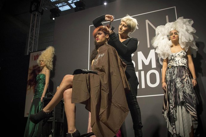 Salón Internacional de Estética y Peluquería Cosmobelleza  