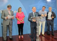 La falta de acuerdo de patronal y sindicatos obliga a la Junta a crear por decreto la Comisión Consultiva de Convenios