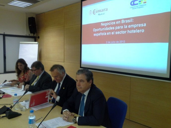 Inauguración Brasil en la Cámara de comercio