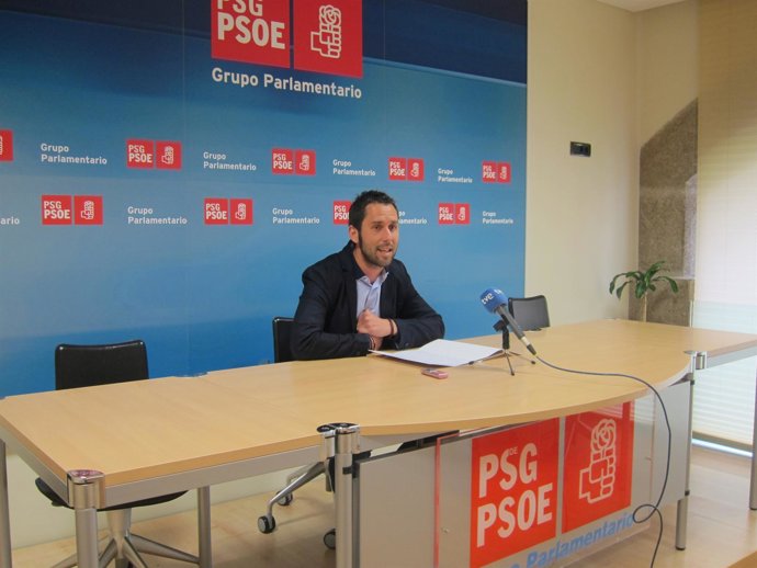 José Ramón Val (PSdeG) presenta una iniciativa sobre el plan del pulpo