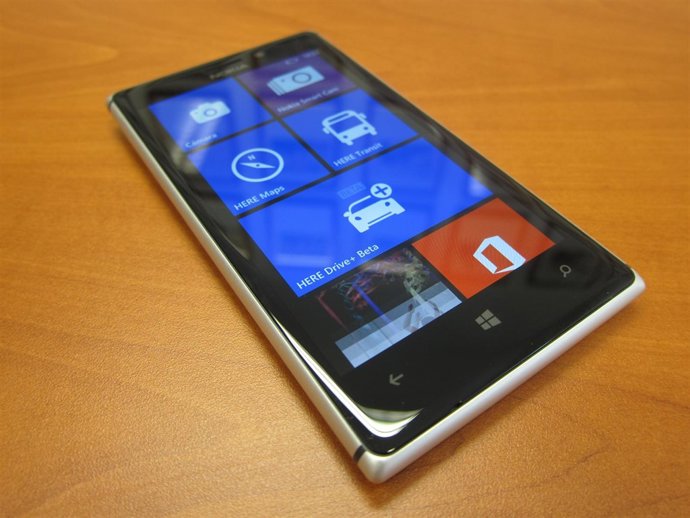 Análisis Nokia Lumia 925: Calidad fotográfica arropada por un gran diseño