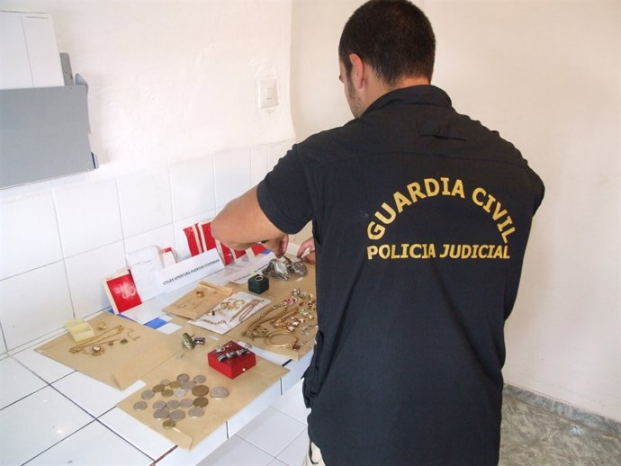 Joyas intervenidas por la Guardia Civil. 