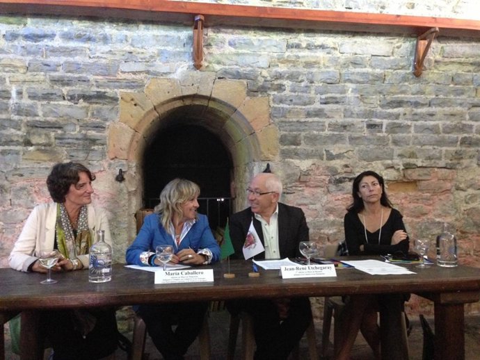 Presentación de las actividades de Pamplona y Bayona