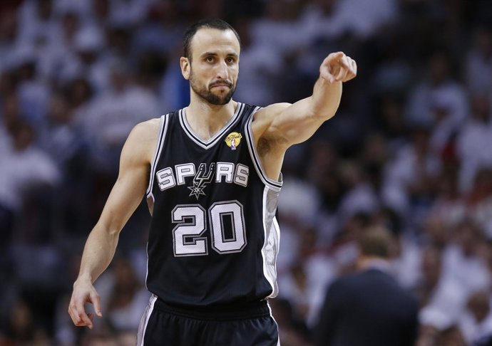 Manu Ginobili con los San Antonio Spurs
