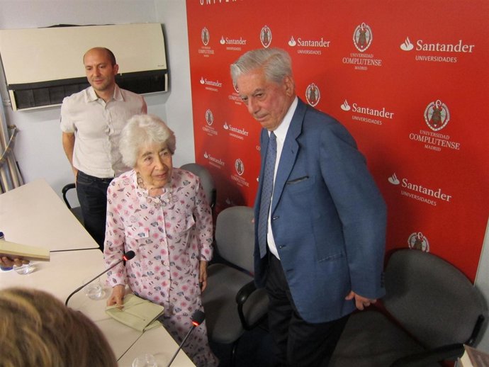 Vargas Llosa y la viuda de Julio Cortázar, Aurora Bernández