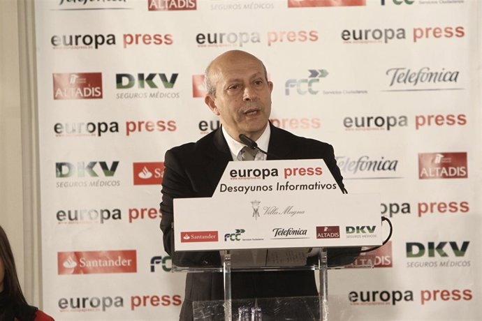 Ministro de Educación, José Ignacio Wert, en los desayunos de Europa Press