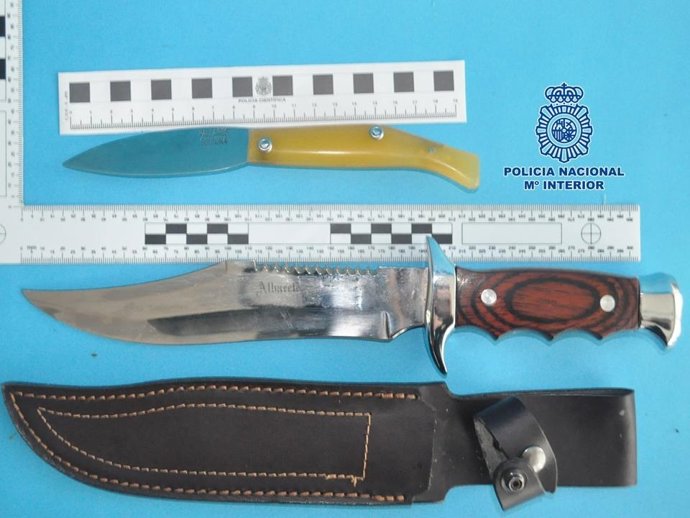 Efectos incautados a un detenido por amenazar de muerte a su mujer