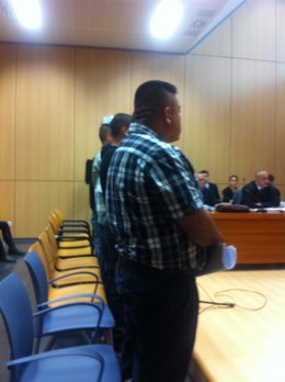 Miembros de la banda en la Audiencia