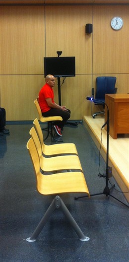 El acusado de matar a su madre en Llíria