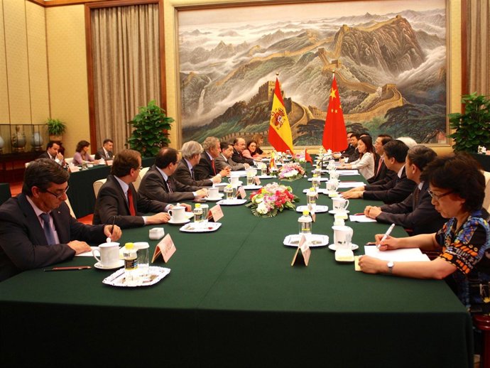 Viaje de una delegación del Congreso a China 2013