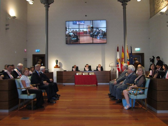 La DPZ ha entregado esta tarde las Medallas de Santa Isabel 2013