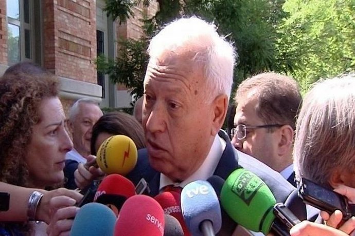 Margallo niega que se prohibiera a Morales volar a España