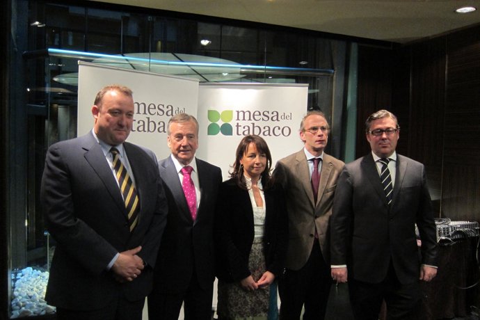 Portavoces De La Mesa Del Tabaco