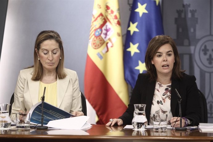 Santamaría, Guindos y Pastor tras el Consejo de Ministros