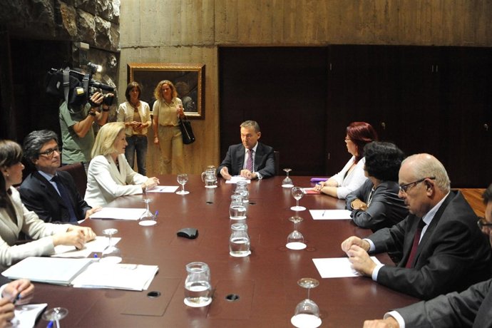 Reunión de las fundaciones con Rivero