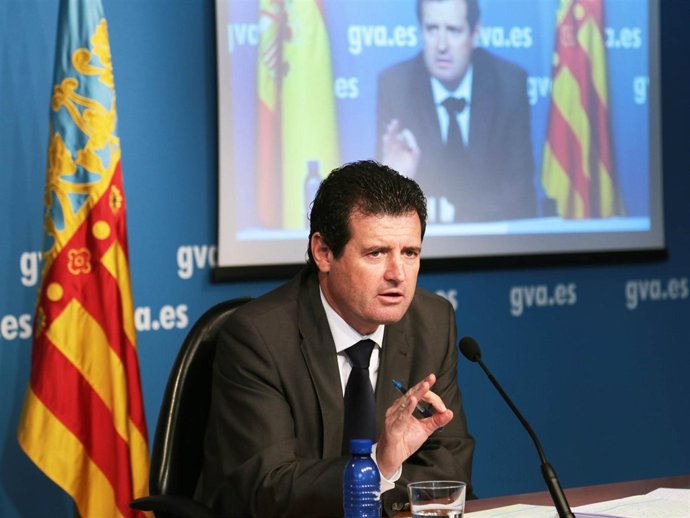 José Císcar en rueda de prensa