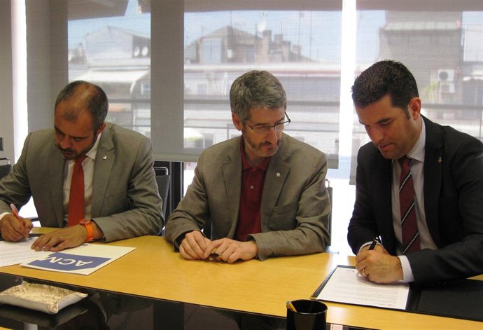 M.Buch (ACM), el secr.De Empleo R.Bonastre y X.Amor (FMC)