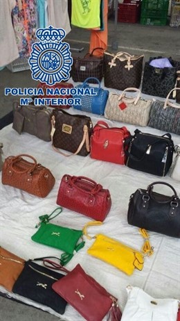 Productos falsificados intervenidos por la Policía en Castellón.