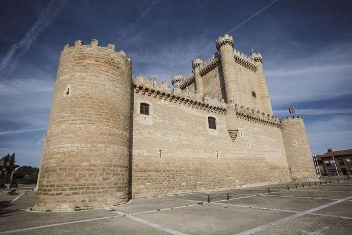 Castillo de Fuensaldaña