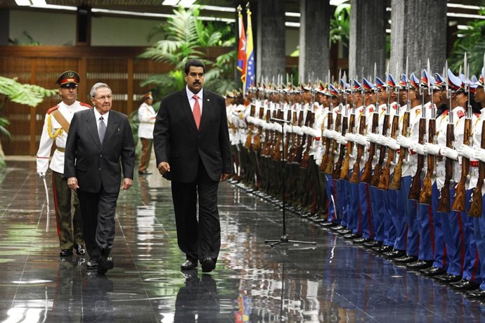Nicolás Maduro y Raúl Castro