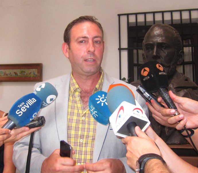 El alcalde de Jun, José Antonio Rodríguez, este lunes