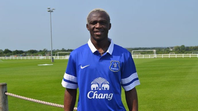 Arouna Kone firma por el Everton