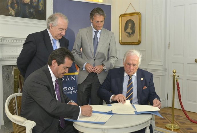 Firma del convenio para el Mundial de Vela