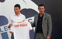 Javi Fuego en su presentación como jugador del Valencia