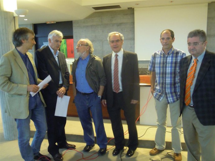 Particiapantes en la lectura del manifiesto