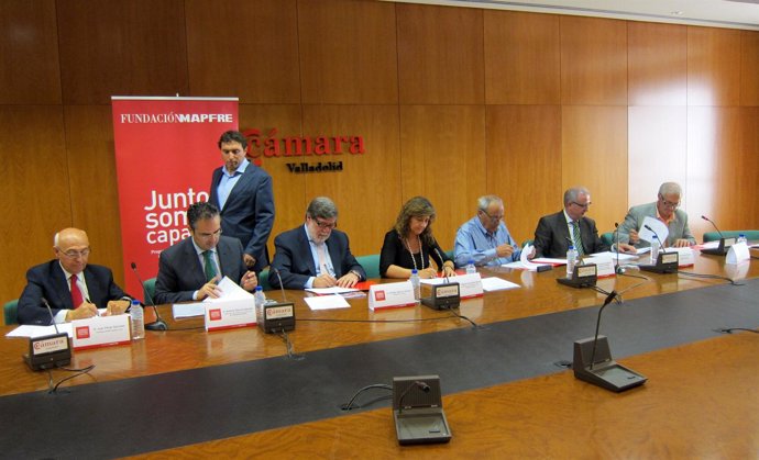 Firma Convenio 'Juntos somos Capaces' de Mapfre